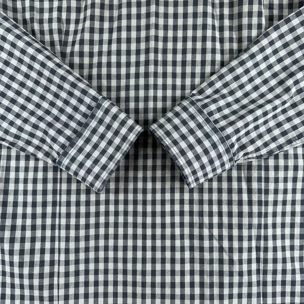 Banana Republic Button Down Mens M Medium Black Grey Gingham Slim Fit Soft Wash